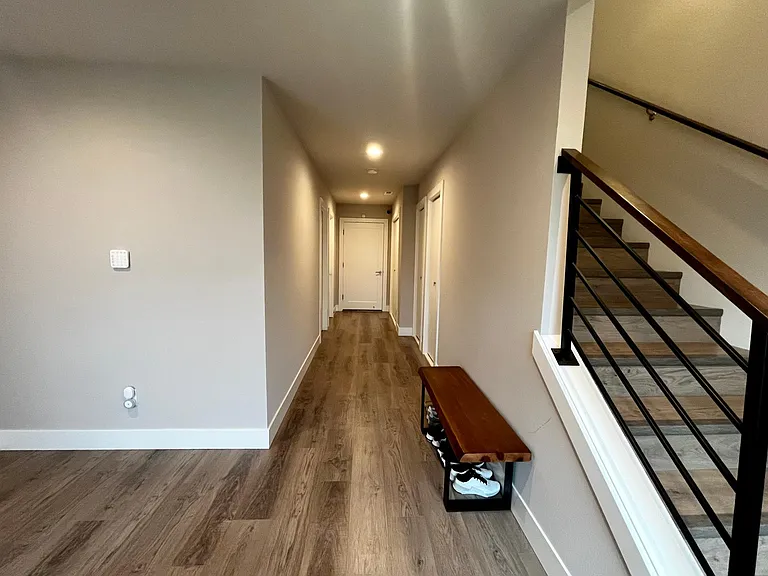 4179 SE 68th Ave — Photo 3