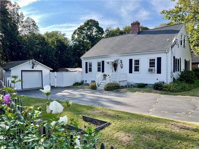 54 N Main St, North Smithfield, RI, 02896