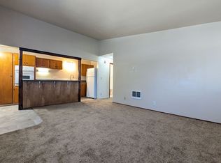 1345 High St APT 4, Eugene, OR 97401