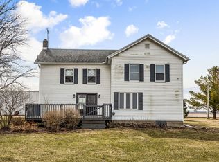 2369 McGirr Rd, Ashton, IL 61006