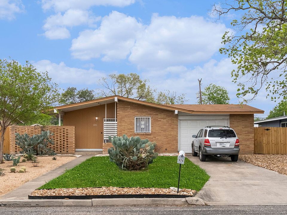 1st image of 926 Olney Drive