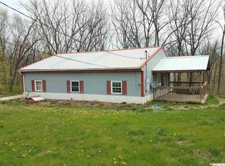 203 Spring St, Pleasant Hill, IL 62366