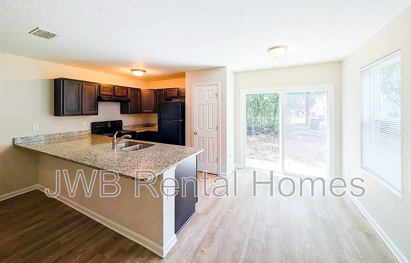 7880 Playschool Ln, Jacksonville, FL 32210 | Zillow