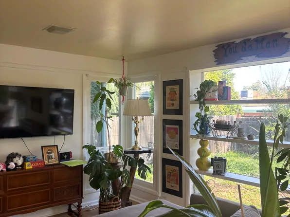 601 Kindred Ln #B, Roseville, CA 95678