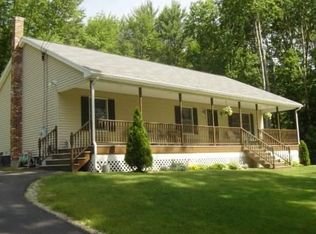 46 Betts Rd, Rochester, NH 03867