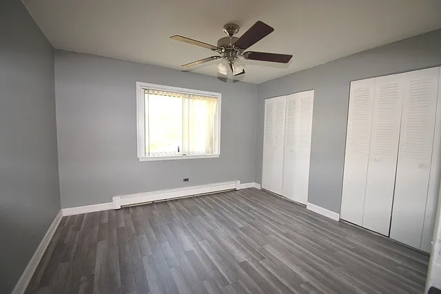 9S120 Lake Dr #201 — Photo 9