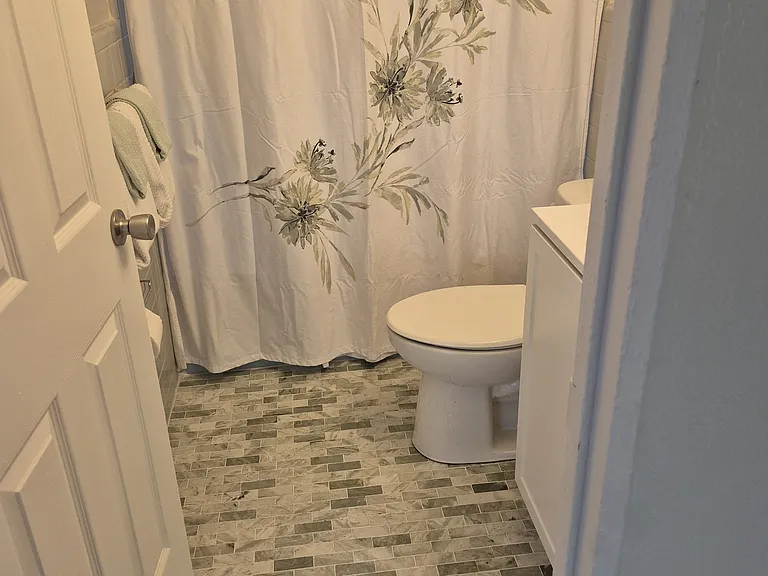 2117 Barcelona Dr — Photo 22