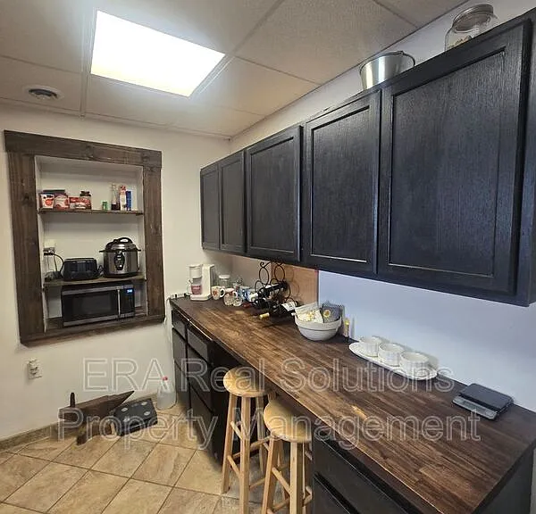 122A S High St — Photo 8