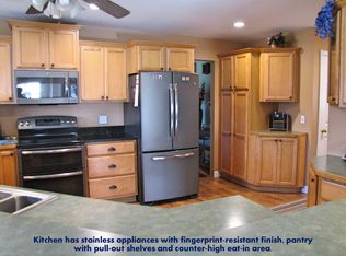 5546 Pebble Ridge Ct, Ann Arbor, MI 48108