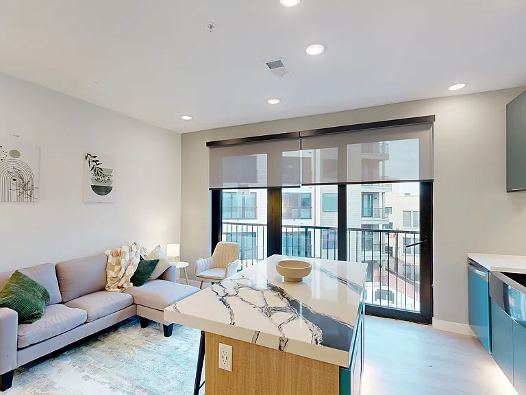 3910 Warwick Blvd #1 — Photo 6