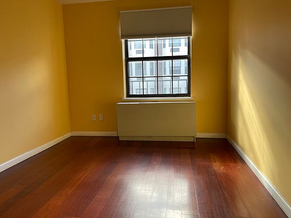 5th image of 71-22 164th St Floor 2