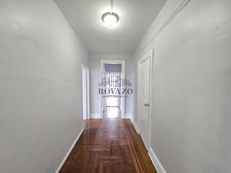 160 Ellis Ave #401 — Photo 3