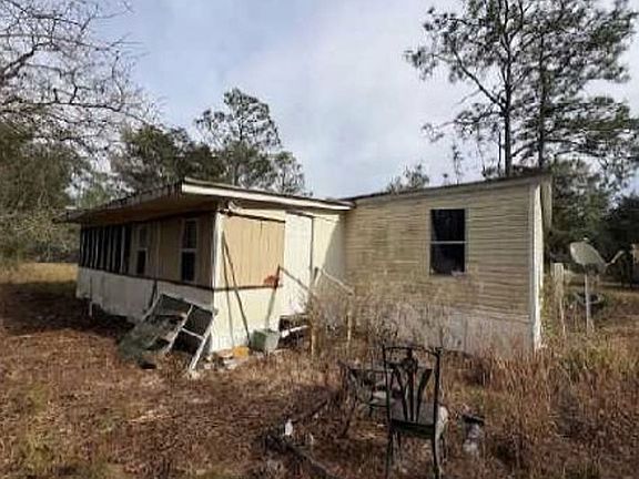 3rd image of 3336 Preakness Pl
