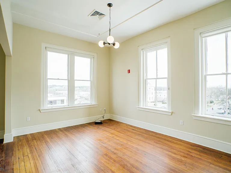 520 Mulberry St #402 — Photo 5