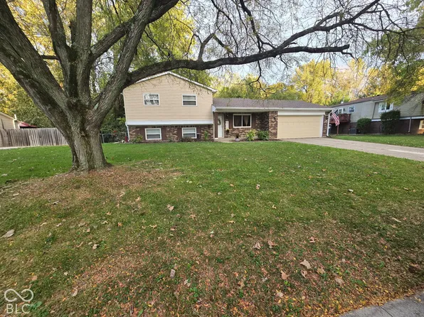 969 Stonegate Rd, Greenwood, IN 46142