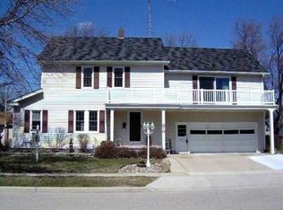 610 Sawyer St, Waupun, WI 53963