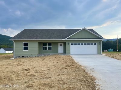 225 Meadow Ln, Oliver Springs, TN, 37840