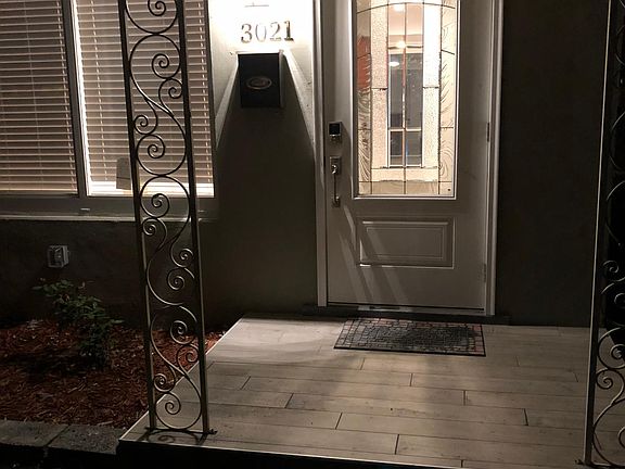 2nd image of 3021 SW 9th Ave