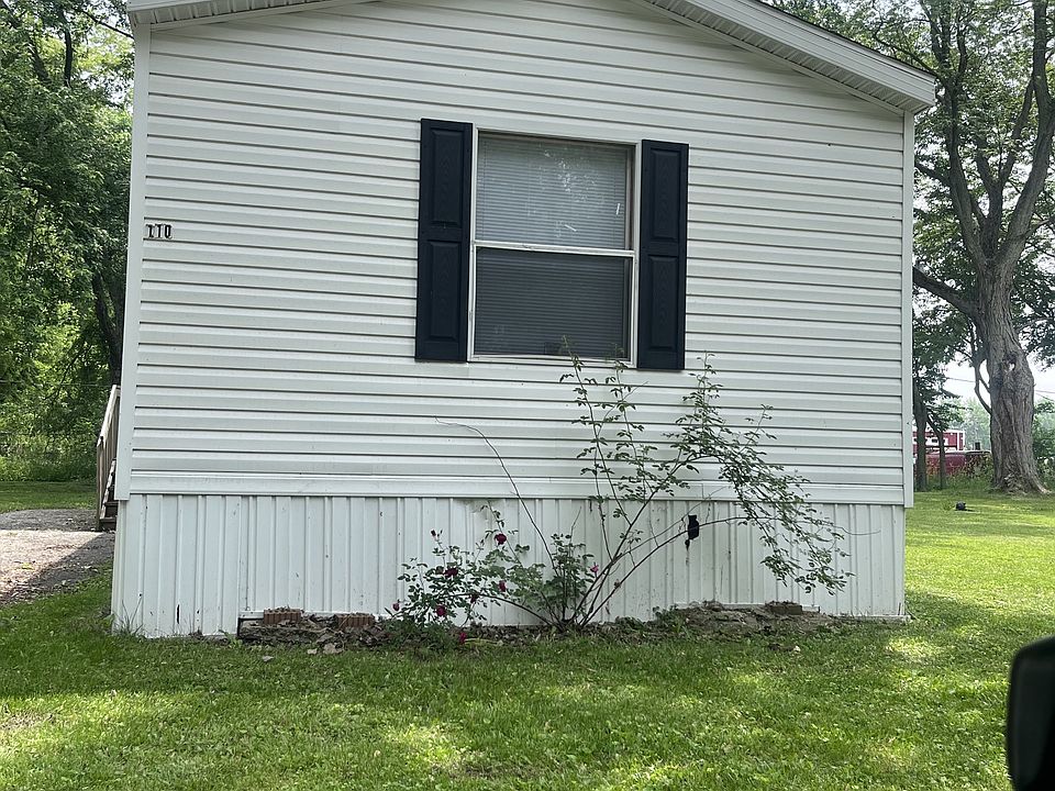 2nd image of 807 Greenfield Ln #110