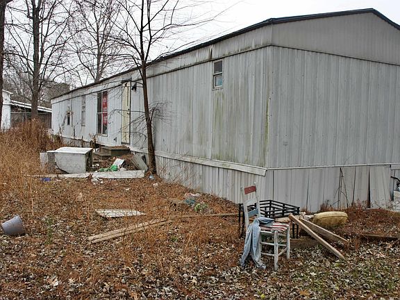 2nd image of 1441 James Cary Ln