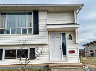 20 Linden Ct, Halifax, NS B2W4X2