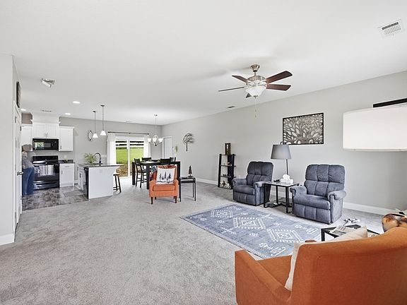 5th image of 354 Mason Farm Rd