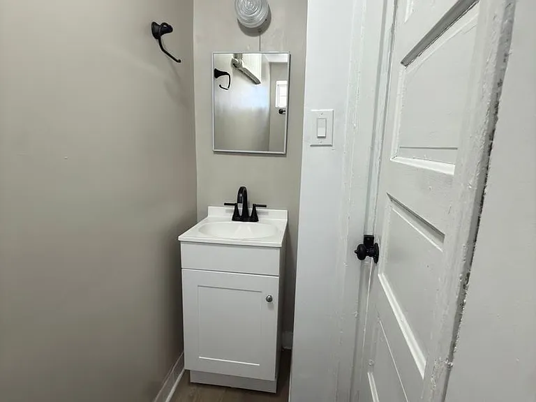 638 Greenwood Ave #5 — Photo 8