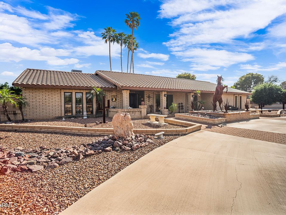 1st image of 6955 W CALAVAR Road