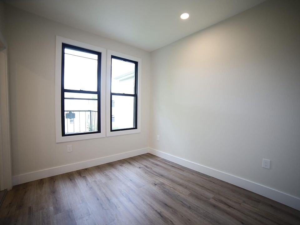 128 Bayview Ave Jersey City, NJ Zillow Apartments for Rent in