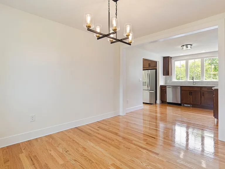 116 Winchester Dr — Photo 14