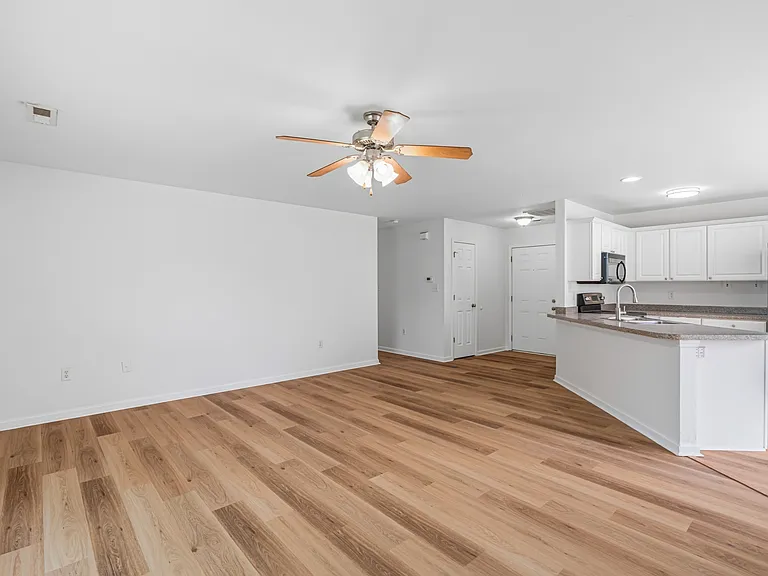 1037 Stones Throw Ln — Photo 8