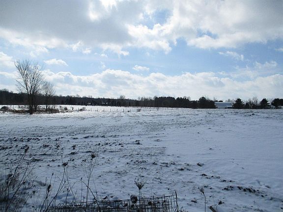 3rd image of 3540 Township Road 161