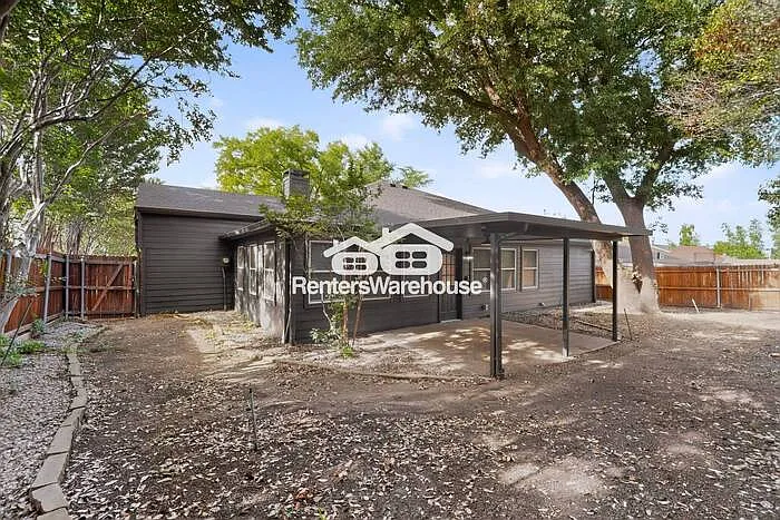1408 Seely St — Photo 12