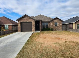 104 S Carver St, Midland, TX 79701