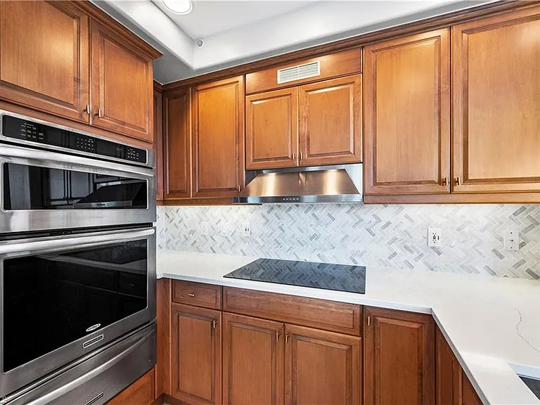2738 Tiburon Blvd E #B-406 — Photo 11
