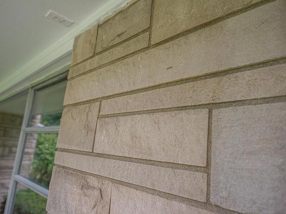 5th image of 5880 Beechview Dr E