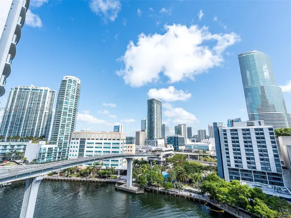 31 SE 5th St APT 1603, Miami, FL 33131