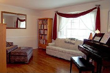 4th image of 333 Portico Ct