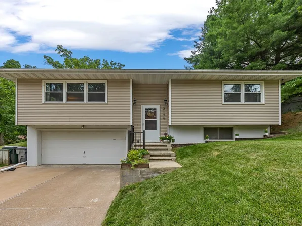 2179 Coldstream Ave NE, Cedar Rapids, IA 52402