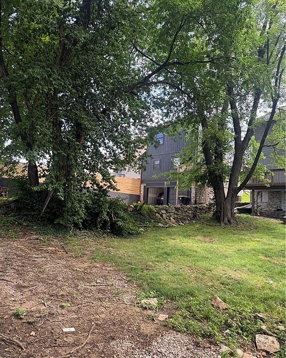 1st image of 1215 W 21st St