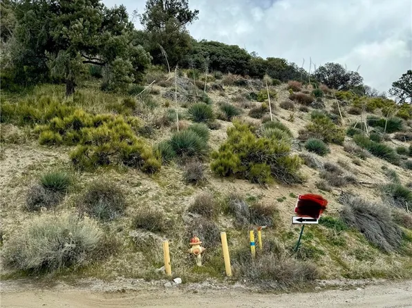 3705 Los Padres Dr, Frazier Park, CA 93225