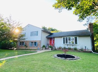 615 Carol Ave, Oakhurst, NJ 07755