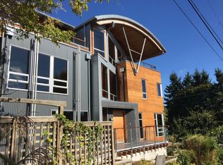 3810 NE 52nd St, Seattle, WA 98105
