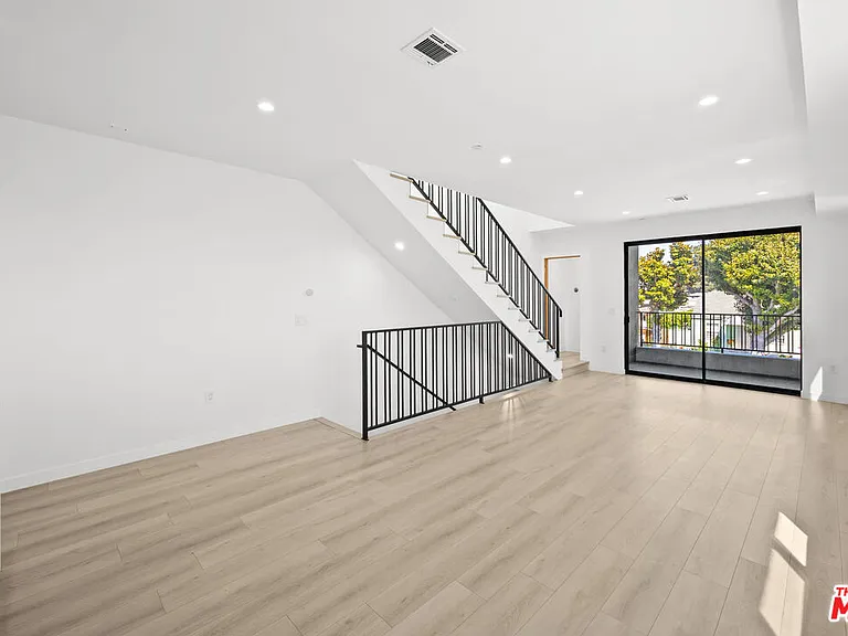 2123 S Cloverdale Ave #1 — Photo 3