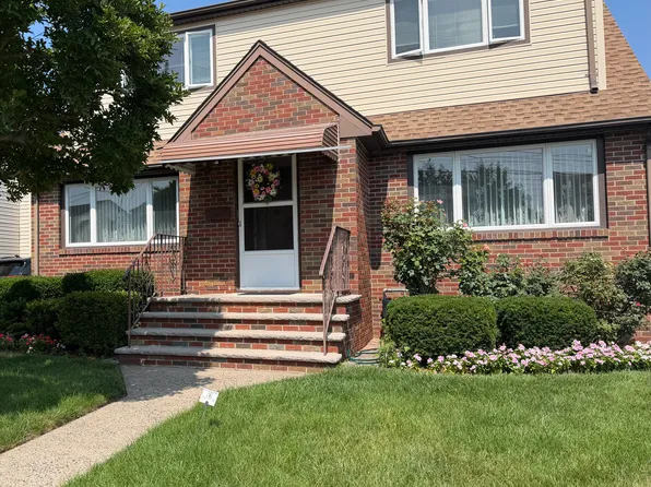 238 4th St #2, Saddle Brook, NJ 07663