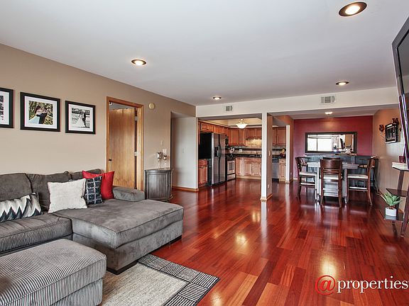 Living Room/Dining Room