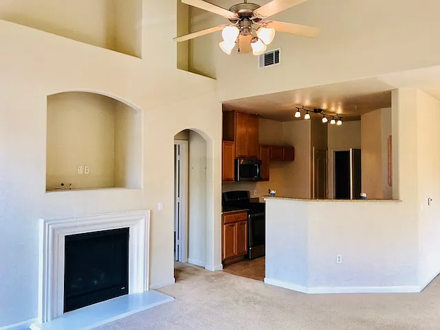 2 bed, 1519 sqft, $3,000 — Photo 3
