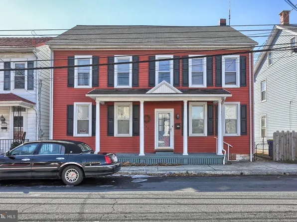 153 N Catherine St, Middletown, PA 17057