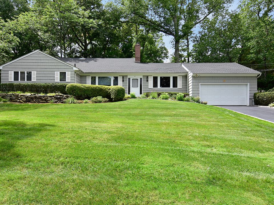 1st image of 41 Birchwood Ln