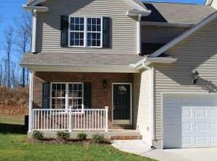 122 Ridge Bluff Rd, Mooresville, NC 28115